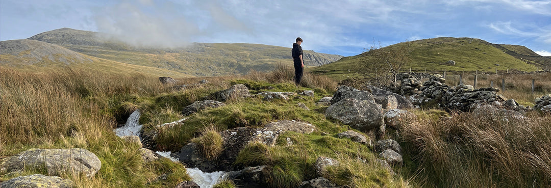 A North Wales walk complete with wild swim + dramatic valley views