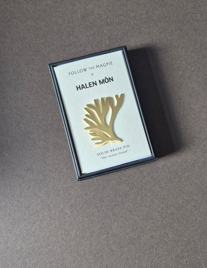 The Ocean Frond Brass Pin