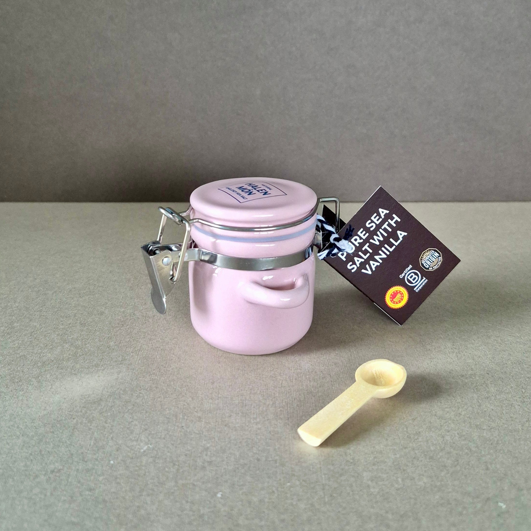 Little Ceramic Jar with Vanilla Sea Salt