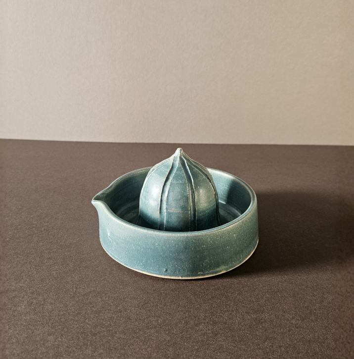 Handmade juicer