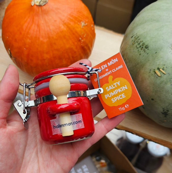 Little Ceramic Jar with Salty Pumpkin Spice