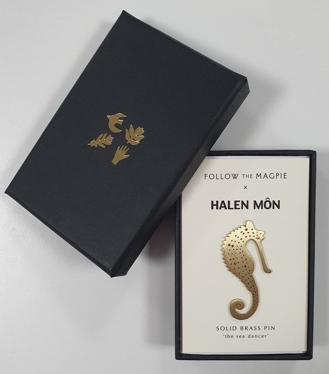 Seahorse Brass Pin