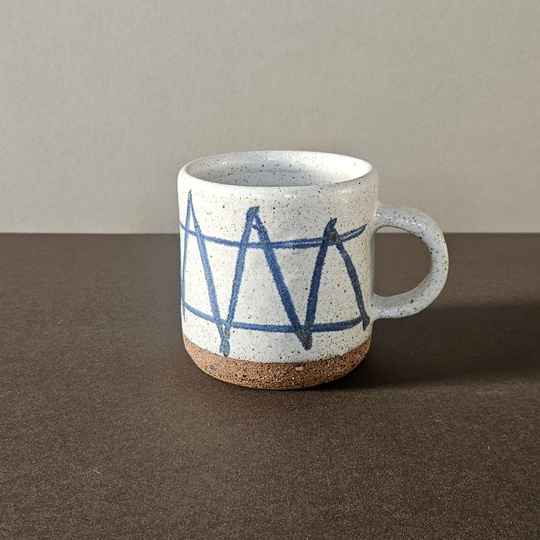 Handmade Welsh mug - thin zig zag