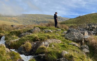 A North Wales walk complete with wild swim + dramatic valley views