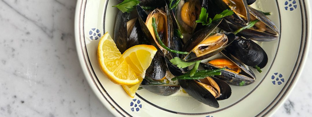 Mussels with samphire and Welsh cider